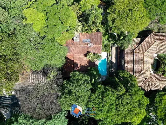 Casa com 846m² 4 quartos e 3 banheiros, à venda, no bairro Cidade Jardim em São Paulo
