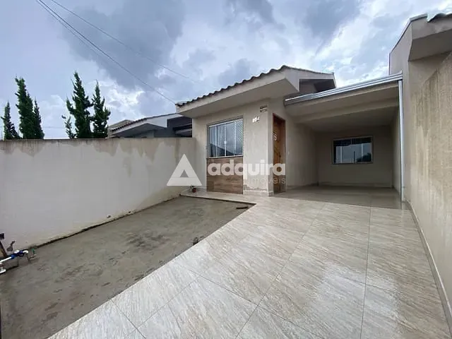 Casa 3 quartos e 2 banheiros, à venda, no bairro Ronda em Ponta Grossa