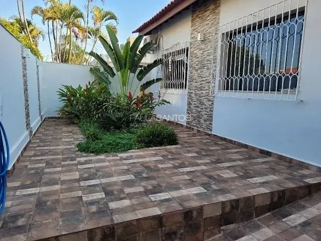 Casa com 240m² 3 quartos e 2 banheiros, à venda, no bairro Mangal em Sorocaba