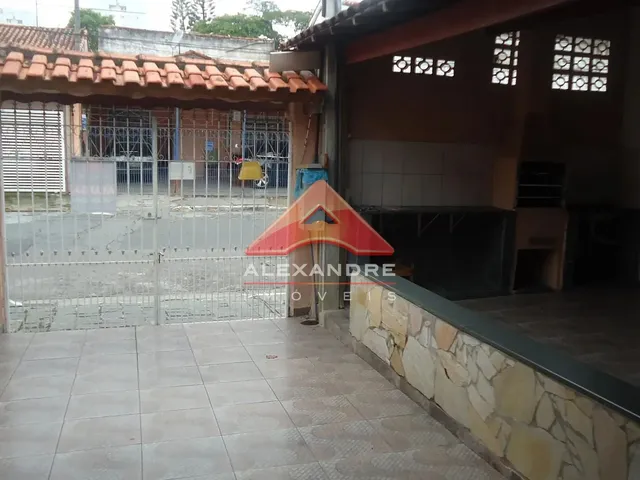 Casa com 10m² 2 quartos e 1 banheiro, à venda, no bairro Residencial Tatetuba em São José Dos Campos