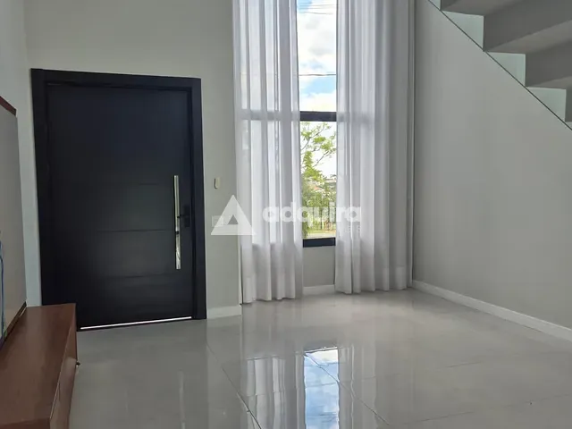 Casa com 400m² 3 quartos e 3 banheiros, à venda, no bairro Jardim Carvalho em Ponta Grossa