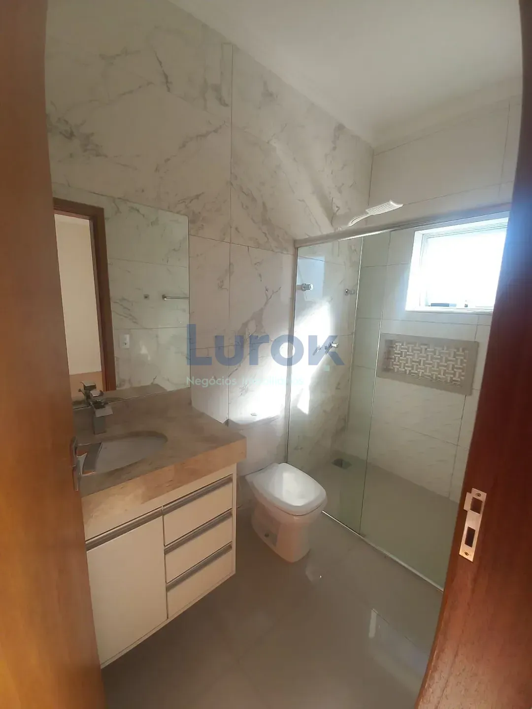 Casa, 3 quartos, 235 m² - Foto 37