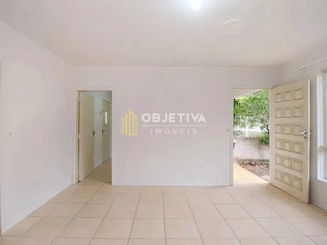 Casa 3 quartos e 3 banheiros, para alugar, no bairro Vila Jardim em Porto Alegre