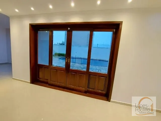 Casa com 520m² 3 quartos e 5 banheiros, à venda, no bairro Jardim Paulista em Atibaia