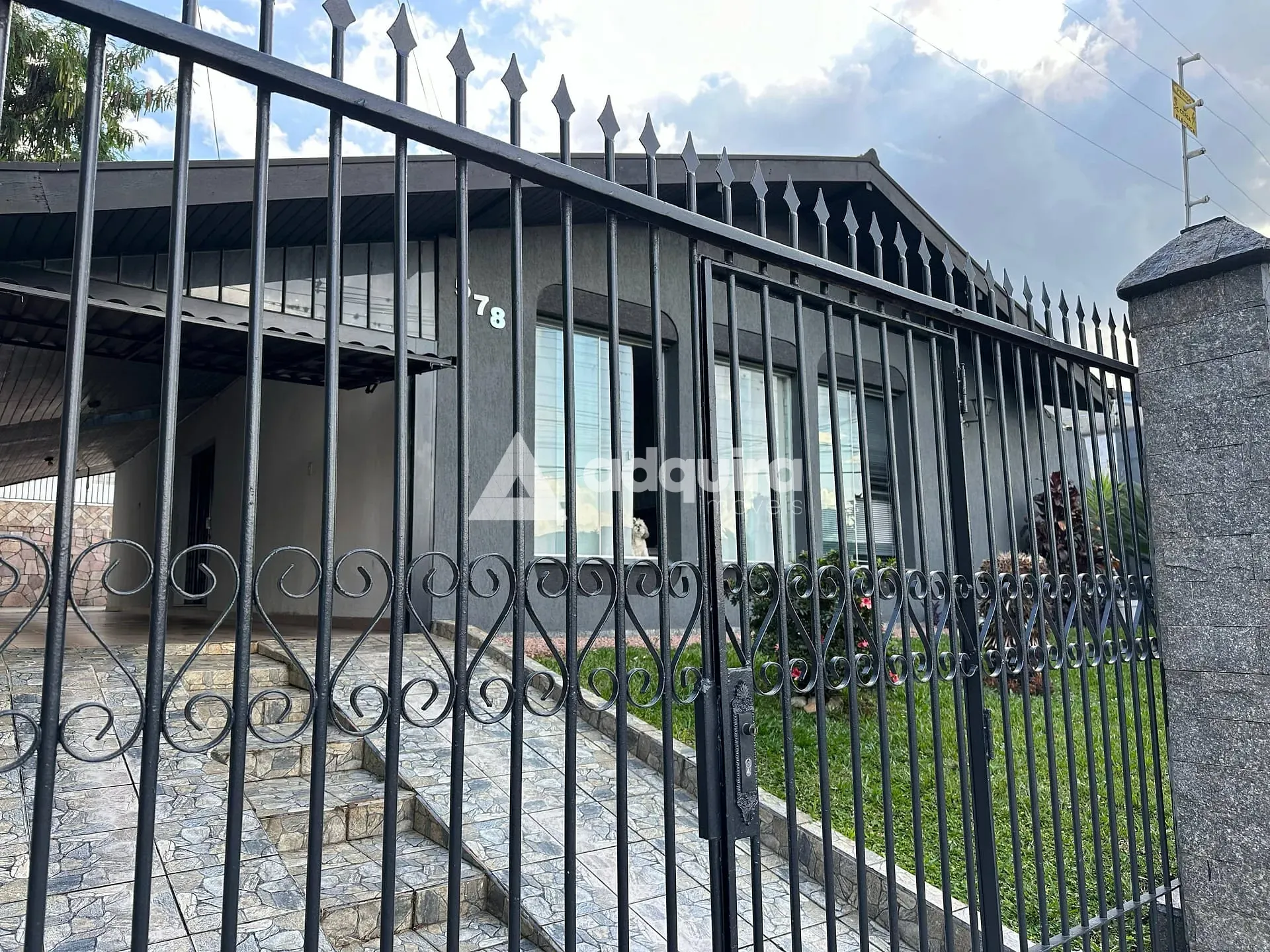 Casa, 3 quartos, 290 m² - Foto 2