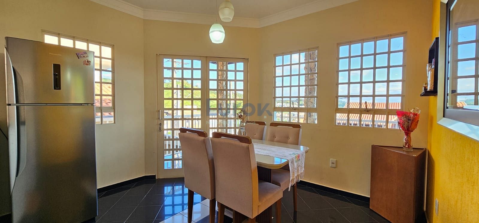 Casa, 3 quartos, 230 m² - Foto 8