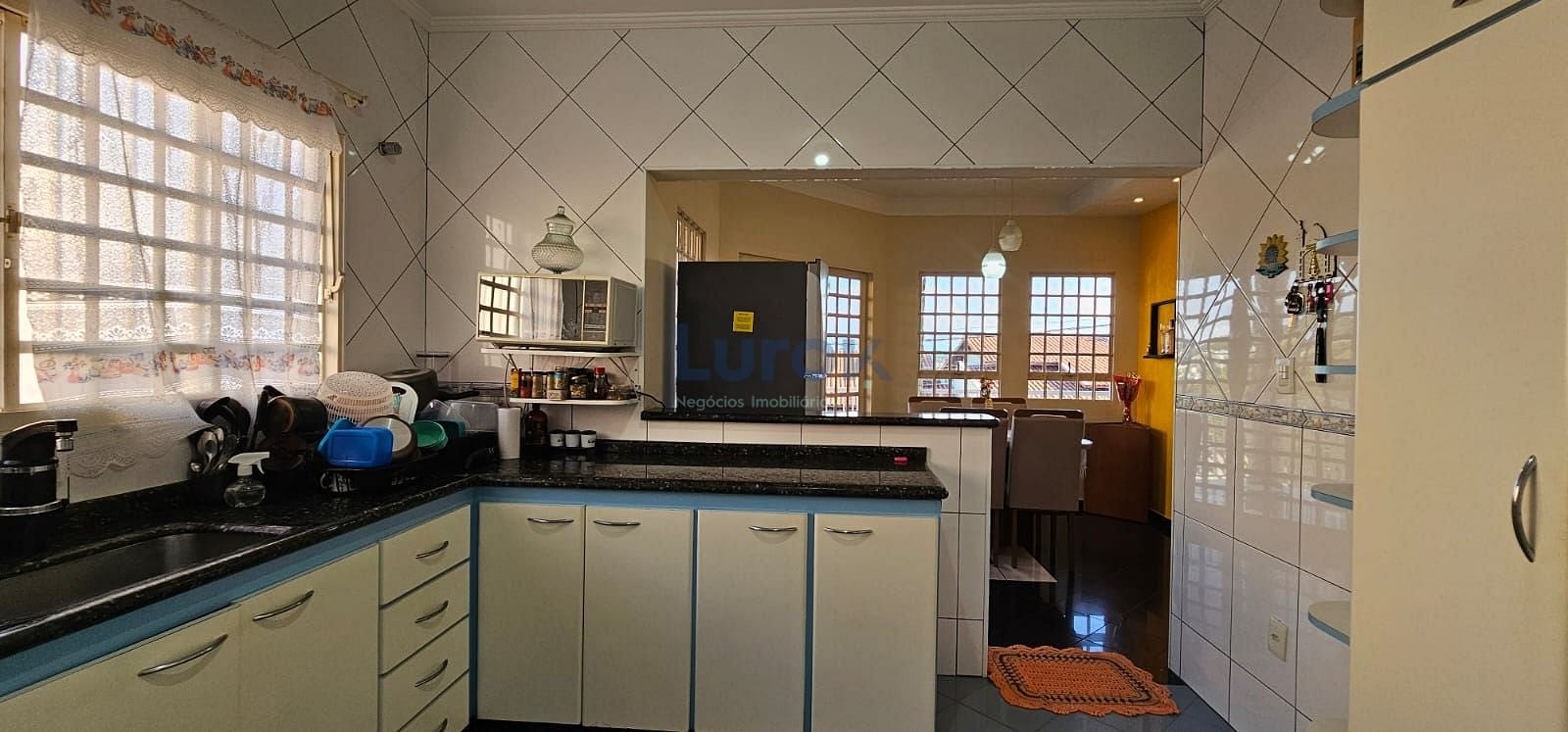 Casa, 3 quartos, 230 m² - Foto 7