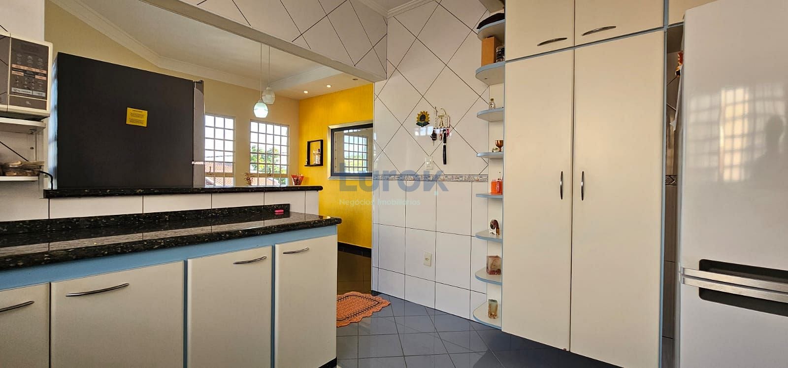 Casa, 3 quartos, 230 m² - Foto 9