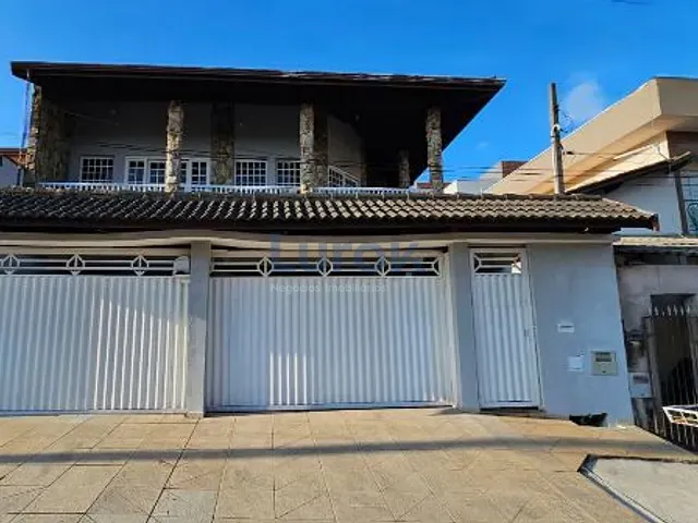 Casa com 250m² 3 quartos e 3 banheiros, à venda, no bairro Bosque em Vinhedo