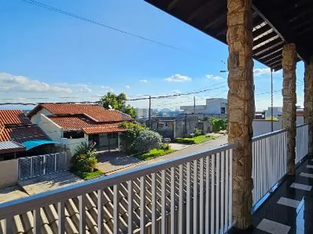 Casa com 250m² 3 quartos e 3 banheiros, à venda, no bairro Bosque em Vinhedo