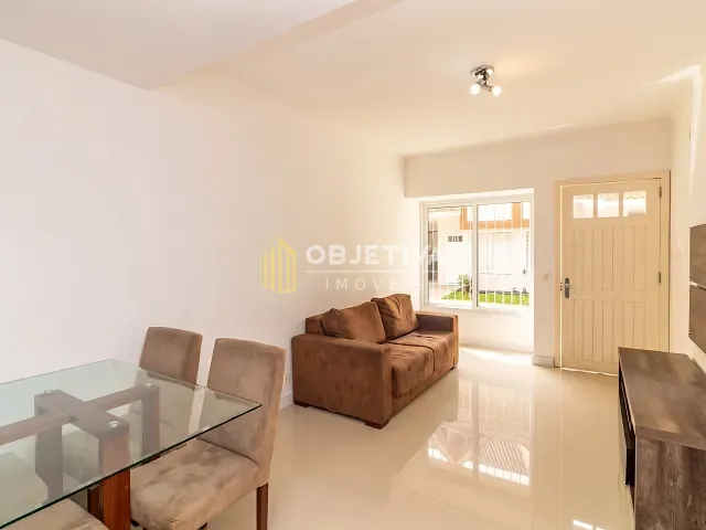 Casa 3 quartos e 3 banheiros, para alugar, no bairro Jardim Itu em Porto Alegre