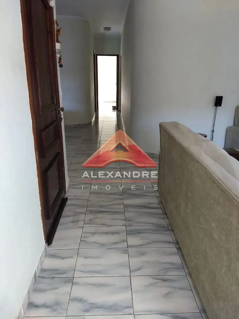 Casa, 3 quartos, 220 m² - Foto 2