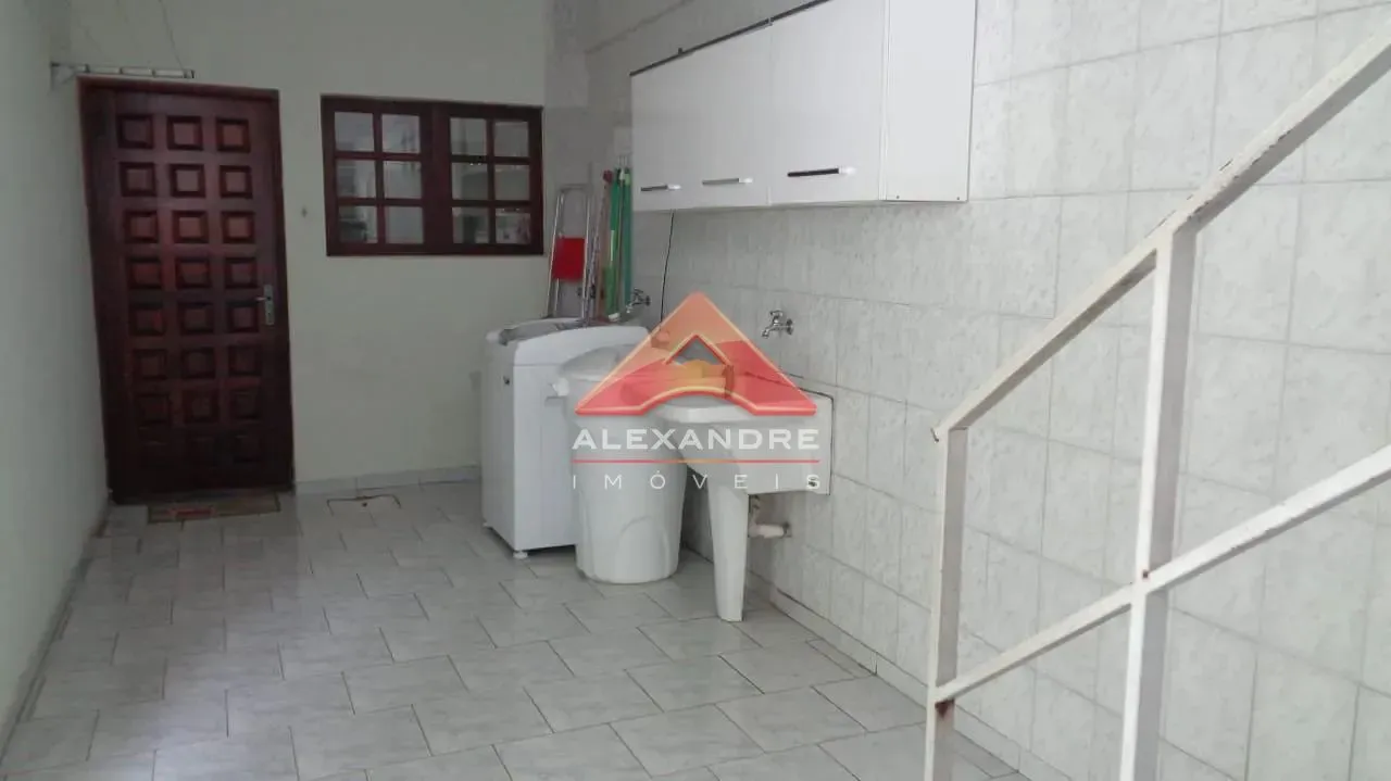 Casa, 3 quartos, 220 m² - Foto 15