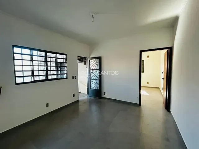 Casa com 130m² 3 quartos e 2 banheiros, à venda, no bairro Jardim São Marcos em Sorocaba