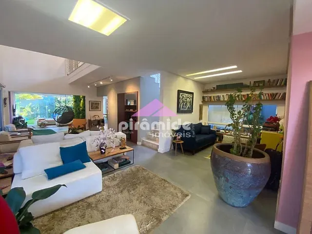 Casa com 260m² 3 quartos e 5 banheiros, à venda, no bairro Urbanova em São José dos Campos