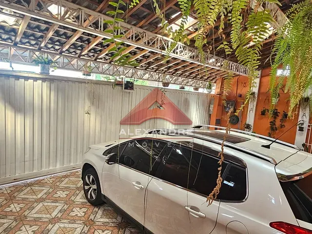 Casa com 250m² 3 quartos e 2 banheiros, à venda, no bairro Jardim Olímpia em São José dos Campos