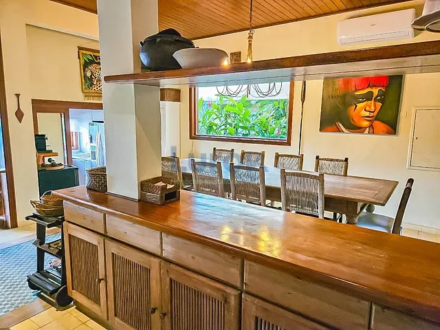 Casa com 913m² 6 quartos e 8 banheiros, à venda, no bairro Praia Taguaiba em Guarujá