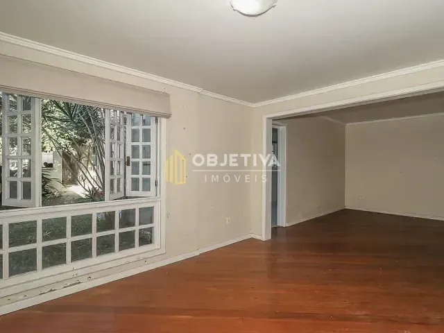 Casa com 310m² 4 quartos e 5 banheiros, à venda ou para alugar, no bairro Jardim Itu em Porto Alegre