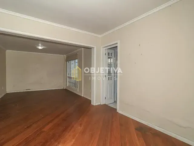 Casa com 310m² 4 quartos e 5 banheiros, à venda ou para alugar, no bairro Jardim Itu em Porto Alegre