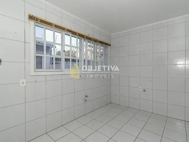 Casa com 310m² 4 quartos e 5 banheiros, à venda ou para alugar, no bairro Jardim Itu em Porto Alegre