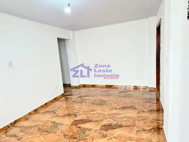Casa com 550m² 2 quartos e 1 banheiro, para alugar, no bairro Vila Esperança em São Paulo