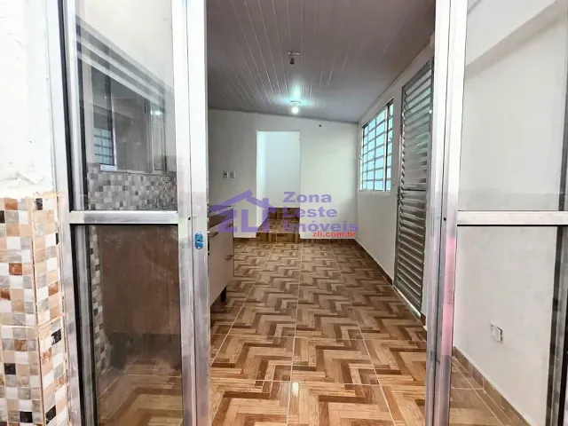 Casa com 550m² 1 quarto e 1 banheiro, para alugar, no bairro Vila Esperança em São Paulo
