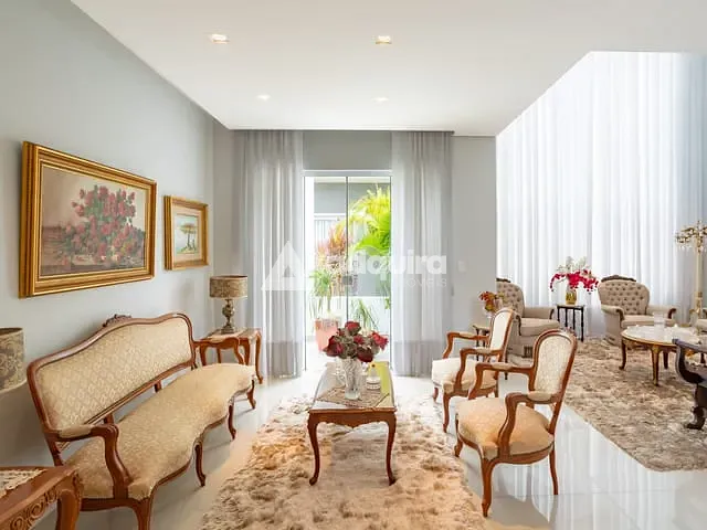 Casa com 449m² 3 quartos e 2 banheiros, à venda, no bairro Estrela em Ponta Grossa