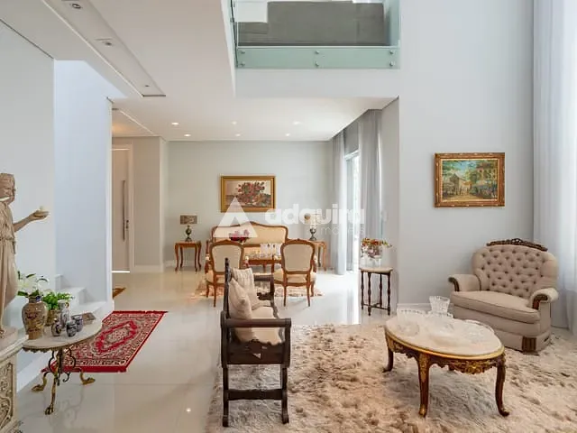 Casa com 449m² 3 quartos e 2 banheiros, à venda, no bairro Estrela em Ponta Grossa