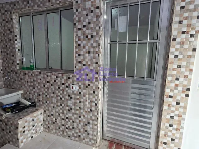 Casa com 550m² 1 quarto e 1 banheiro, para alugar, no bairro Vila Esperança em São Paulo