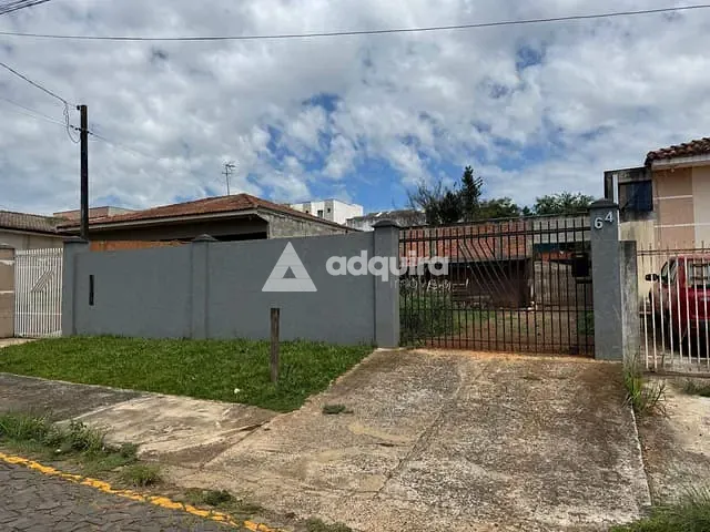 Casa com 450m² 2 quartos e 1 banheiro, à venda, no bairro Oficinas em Ponta Grossa