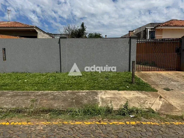 Casa com 450m² 2 quartos e 1 banheiro, à venda, no bairro Oficinas em Ponta Grossa