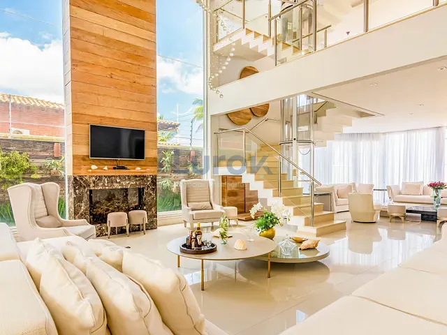 Casa com 585m² 5 quartos e 6 banheiros, à venda, no bairro Enseada em Guarujá