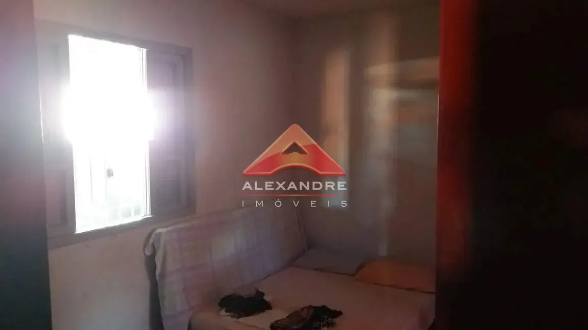 Casa, 3 quartos, 135 m² - Foto 2