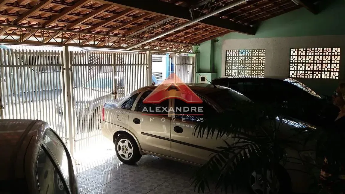 Casa, 3 quartos, 135 m² - Foto 1