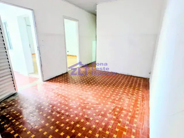 Casa com 550m² 1 quarto e 1 banheiro, para alugar, no bairro Vila Esperança em São Paulo