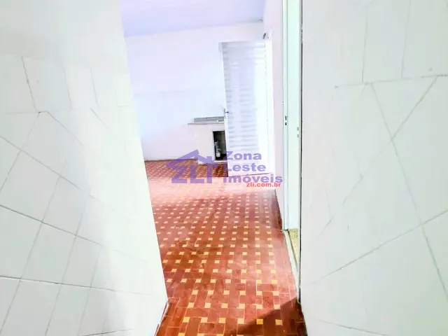 Casa com 550m² 1 quarto e 1 banheiro, para alugar, no bairro Vila Esperança em São Paulo