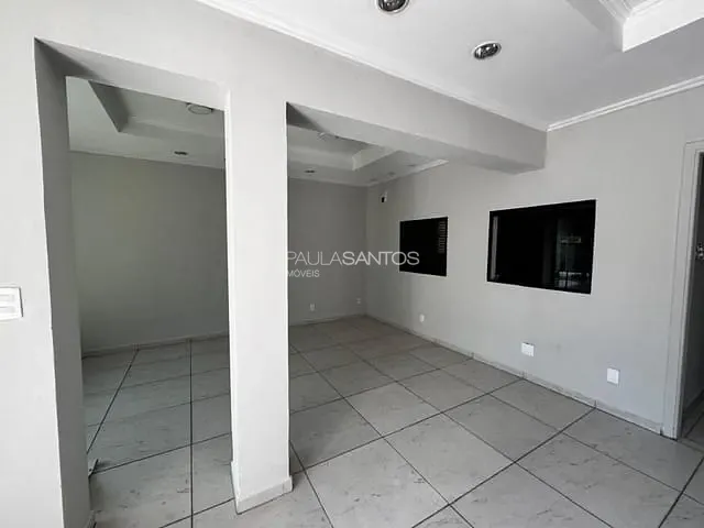 Casa com 428m², para alugar, no bairro Jardim Vergueiro em Sorocaba