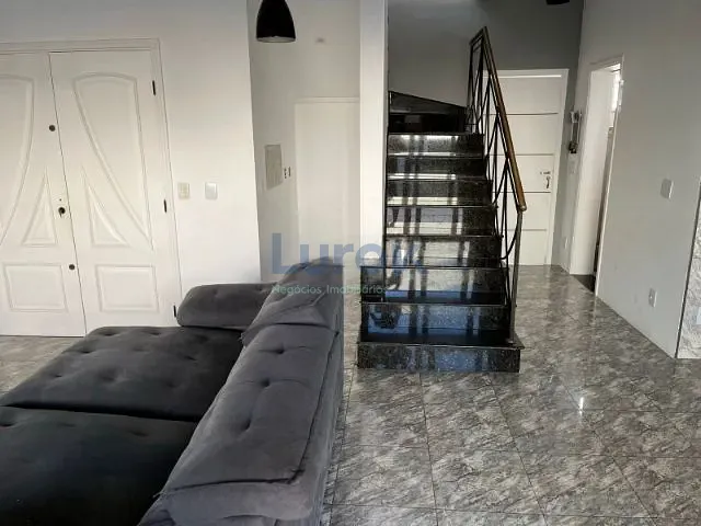 Casa com 611m² 3 quartos e 4 banheiros, à venda, no bairro Jardim São Pedro em Valinhos