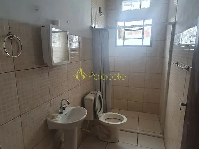 Casa 2 quartos e 1 banheiro, à venda, no bairro Conjunto Residencial Araretama em Pindamonhangaba