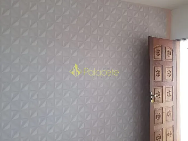 Casa 2 quartos e 1 banheiro, à venda, no bairro Conjunto Residencial Araretama em Pindamonhangaba