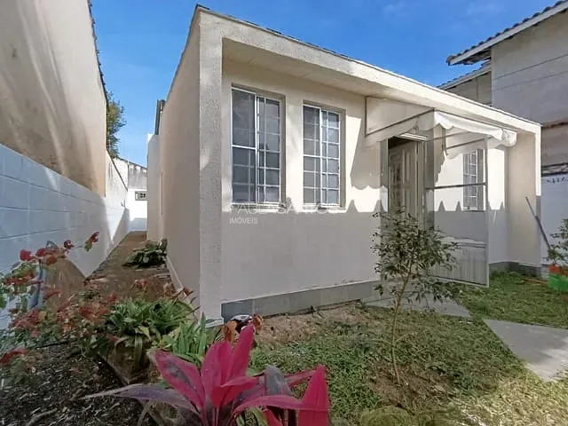 Casa com 250m² 2 quartos e 2 banheiros, à venda, no bairro Centro em Peruíbe
