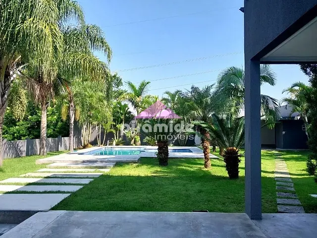 Casa com 947m² 4 quartos e 6 banheiros, à venda, no bairro Urbanova em São José dos Campos