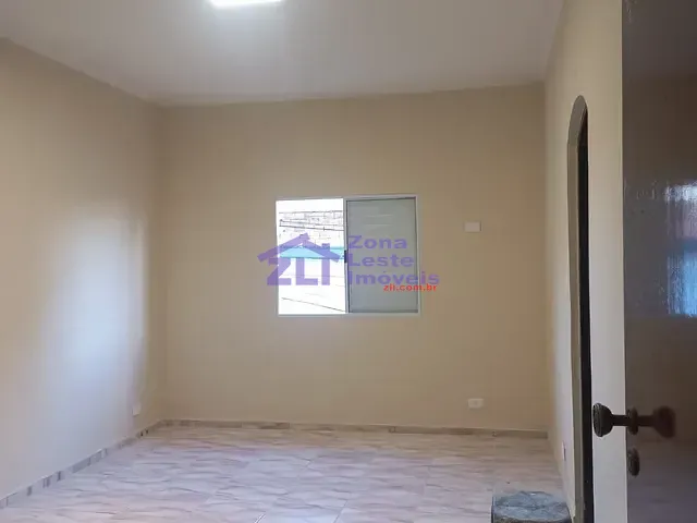 Casa com 120m² 2 quartos e 2 banheiros, para alugar, no bairro Vila Santa Isabel em São Paulo