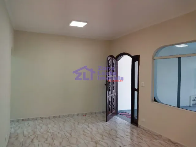 Casa com 120m² 2 quartos e 2 banheiros, para alugar, no bairro Vila Santa Isabel em São Paulo