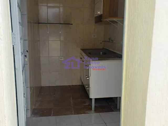 Casa 1 quarto e 1 banheiro, para alugar, no bairro Vila Formosa em São Paulo