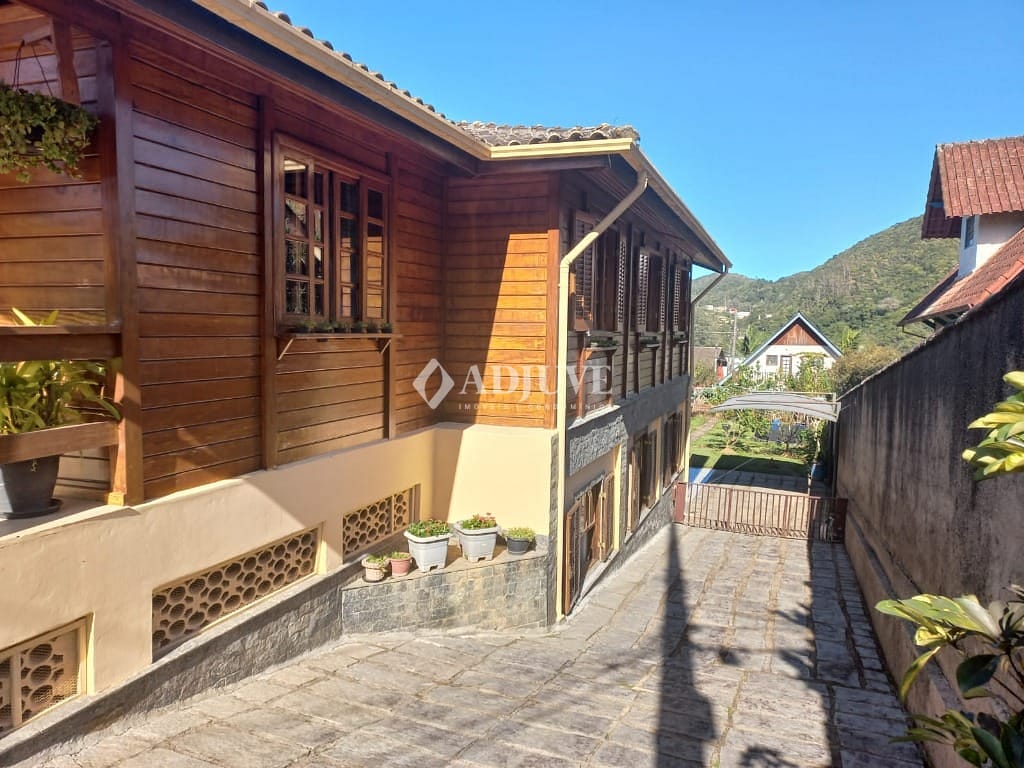 Casa, 5 quartos, 180 m² - Foto 3