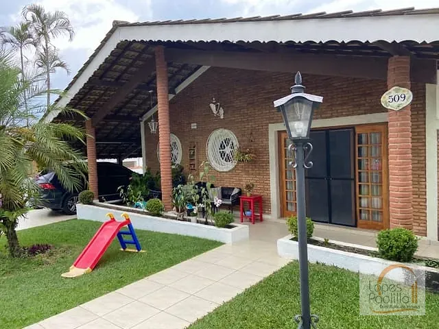Casa com 997m² 3 quartos e 3 banheiros, à venda, no bairro Vila Esperia Ou Giglio em Atibaia