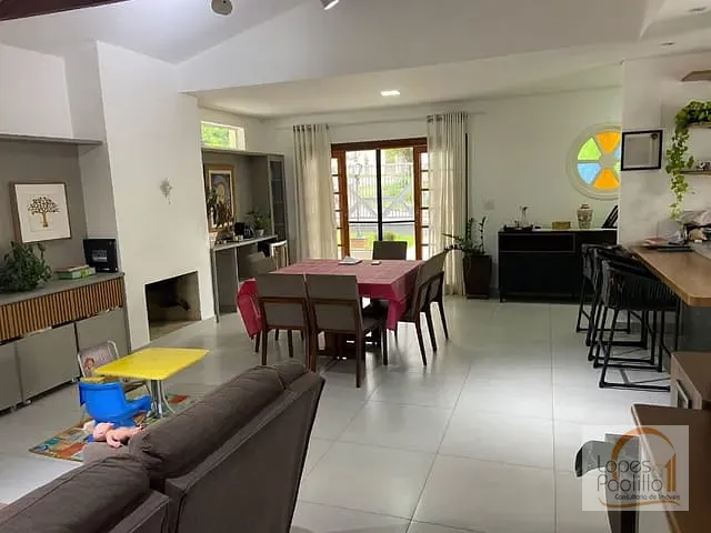 Casa com 997m² 3 quartos e 3 banheiros, à venda, no bairro Vila Esperia Ou Giglio em Atibaia
