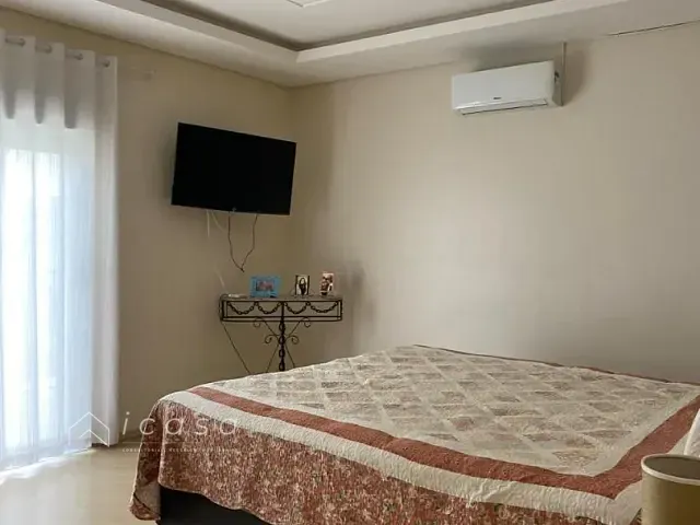 Casa com 652m² 4 quartos e 6 banheiros, à venda, no bairro Jardim Terras de Santa Helena em Jacareí