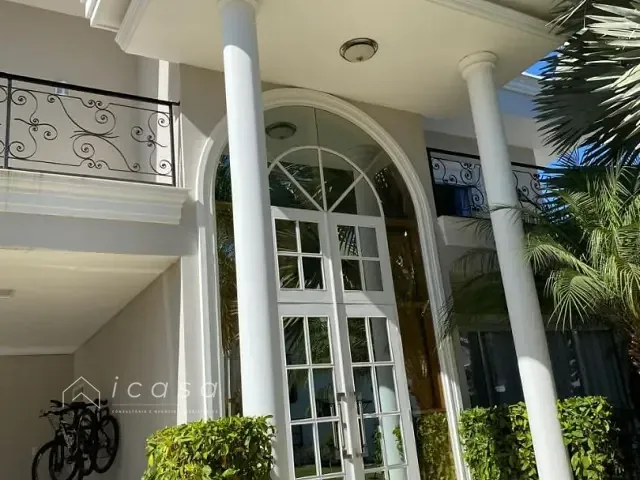 Casa com 652m² 4 quartos e 6 banheiros, à venda, no bairro Jardim Terras de Santa Helena em Jacareí